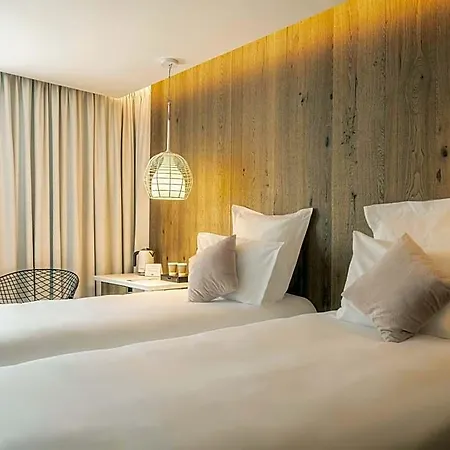 Mercure 酒店 4*